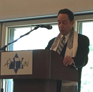 Cantorial Soloist Warren Kaplan at Amichai's High Holy Day Services